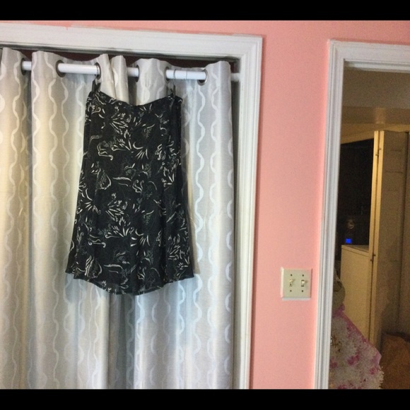 Sag Harbor Dresses & Skirts - Swirly Skirt